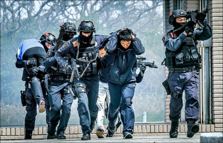 中共与国际恐怖网络的潜在联动机制：一种历史回溯与前瞻性预测分析